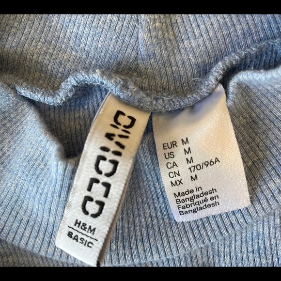 H&M Top - Picture 3 of 3